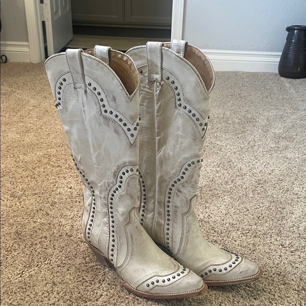 Idyllwind Women's Western Studded Boots Sz 9